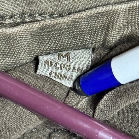 Levi's Trucker Jacket - Picture 2 of 7